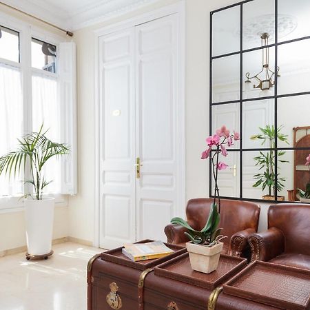 Hostal Oliva Barcelona Buitenkant foto
